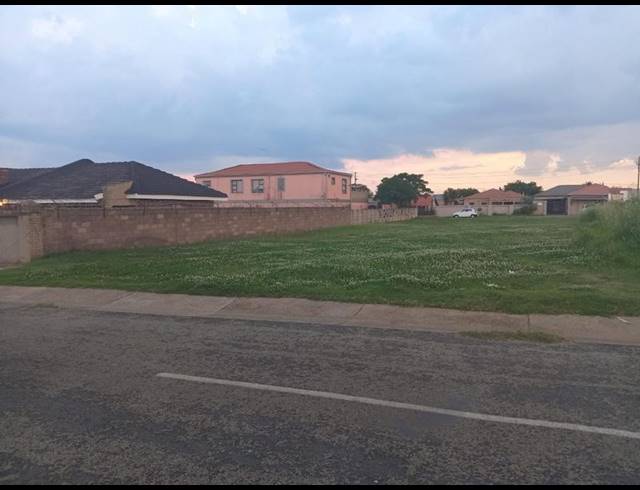 LAND FOR SALE IN MID ENNERDALE